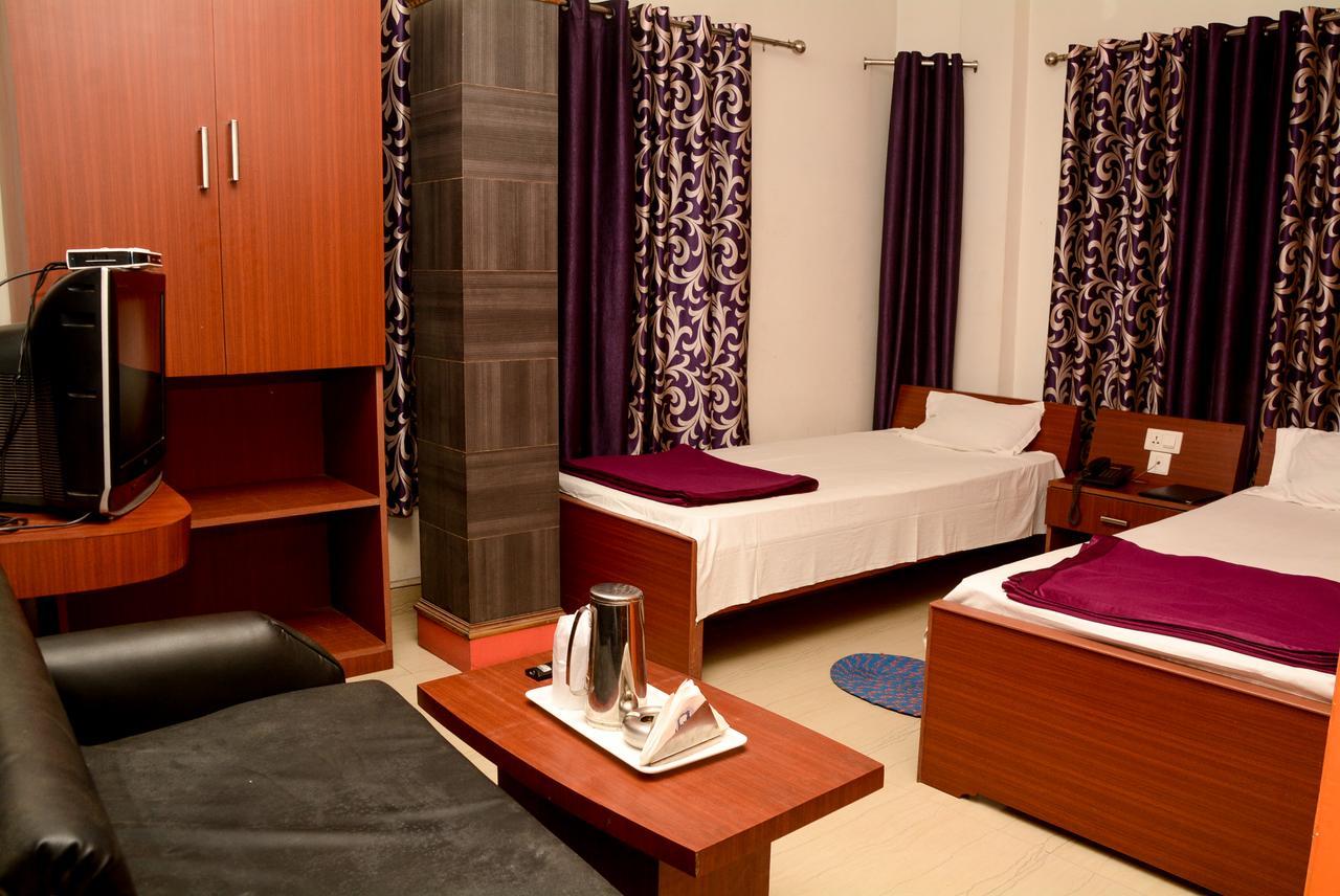 Koch Bihār Hotel Galaxy International المظهر الخارجي الصورة